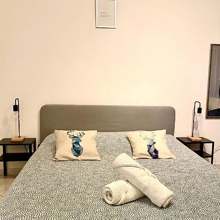 Studio Menton Proche Mer Climatise Wifi エクステリア 写真